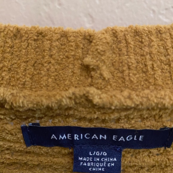 American Eagle Large Cropped Sweater - Picture 4 of 4